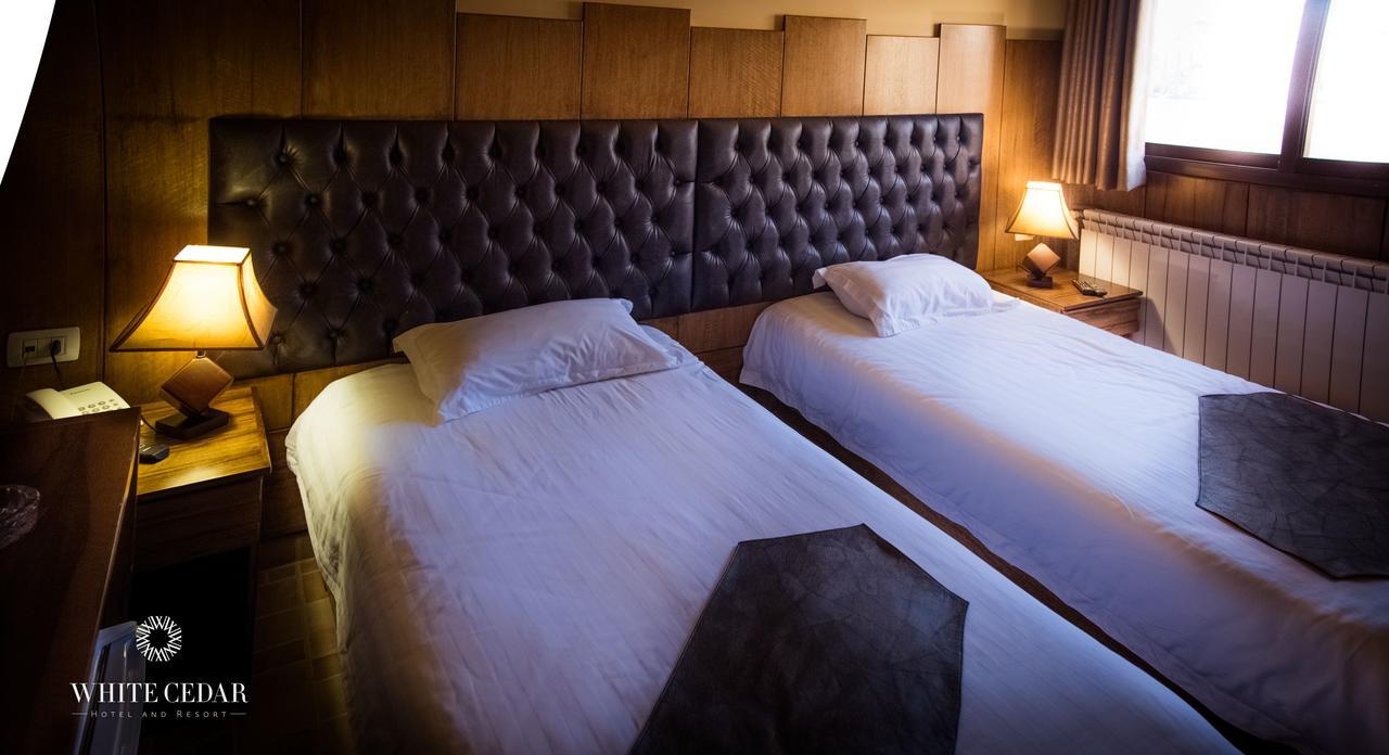 White Cedar Hotel &Resort Al Arz Exteriör bild