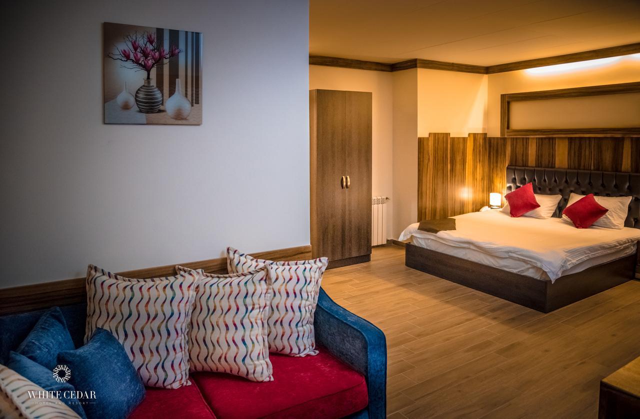 White Cedar Hotel &Resort Al Arz Exteriör bild